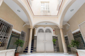 Apartamentos Plaza Nueva, Seville